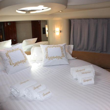 Porto Private Yacht- Accommodation Douro River Kültér fotó