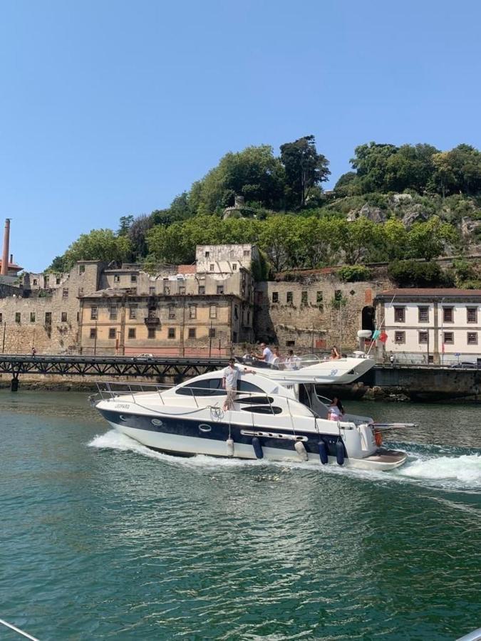 Porto Private Yacht- Accommodation Douro River Kültér fotó